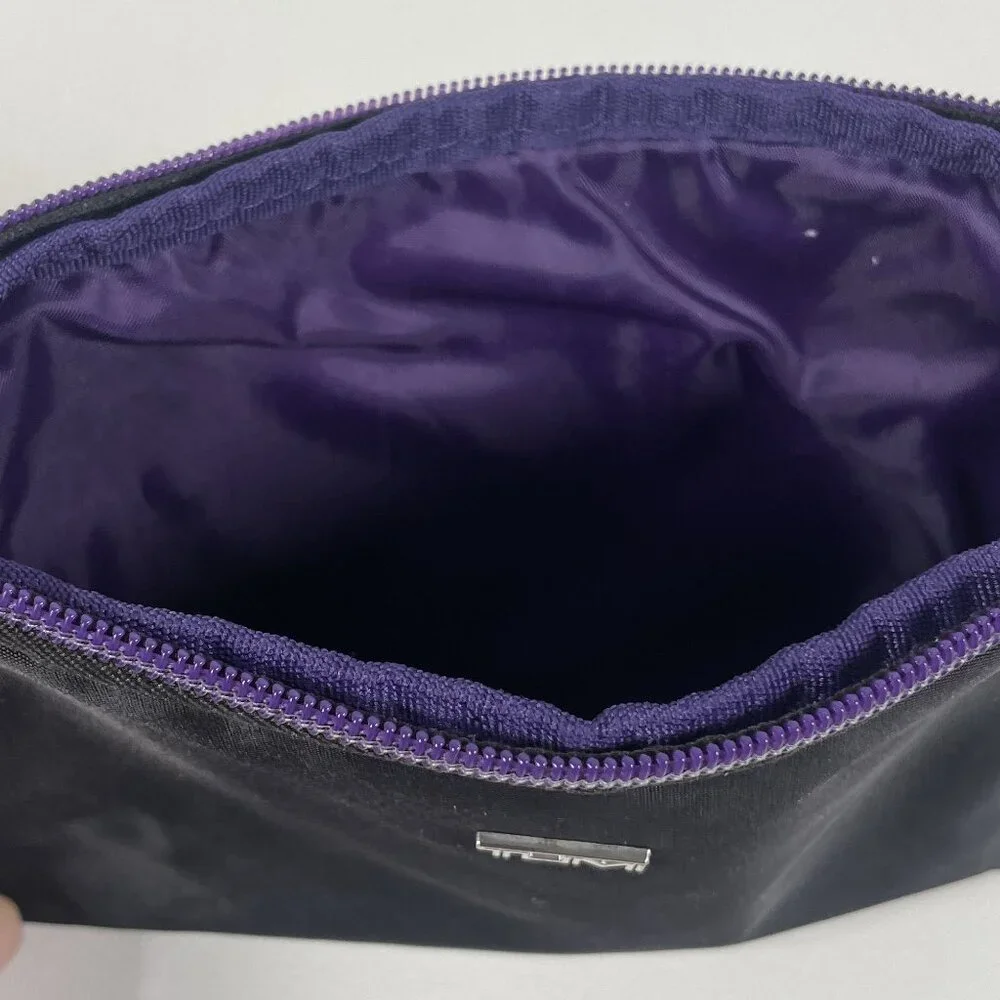 TUMI Black Nylon Zippered Pouch with‎ Purple Lining, Travel Organizer